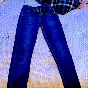 These are some blue jeans